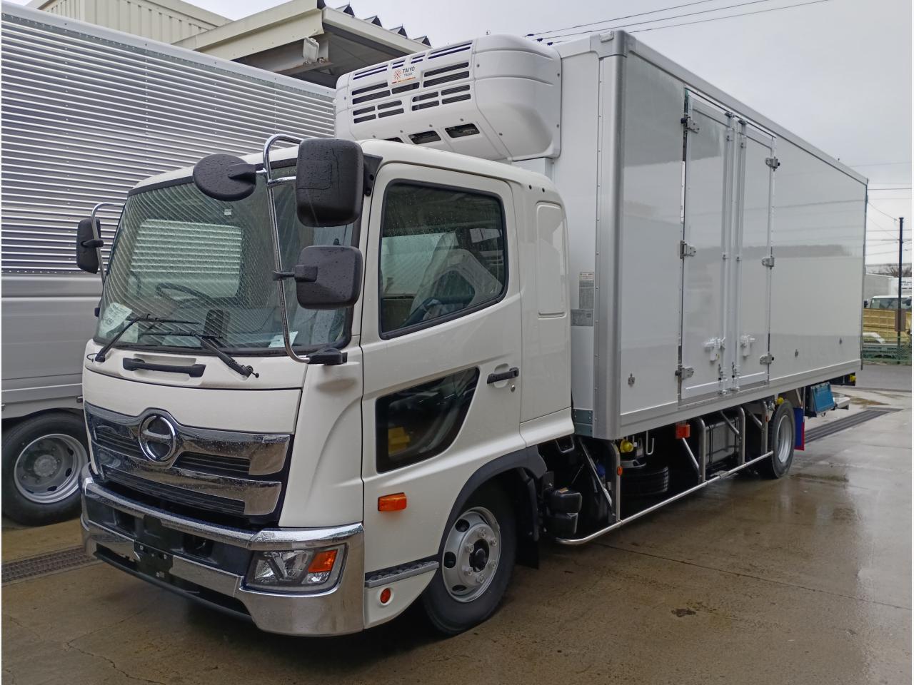 日野レンジャー 冷蔵・冷凍車