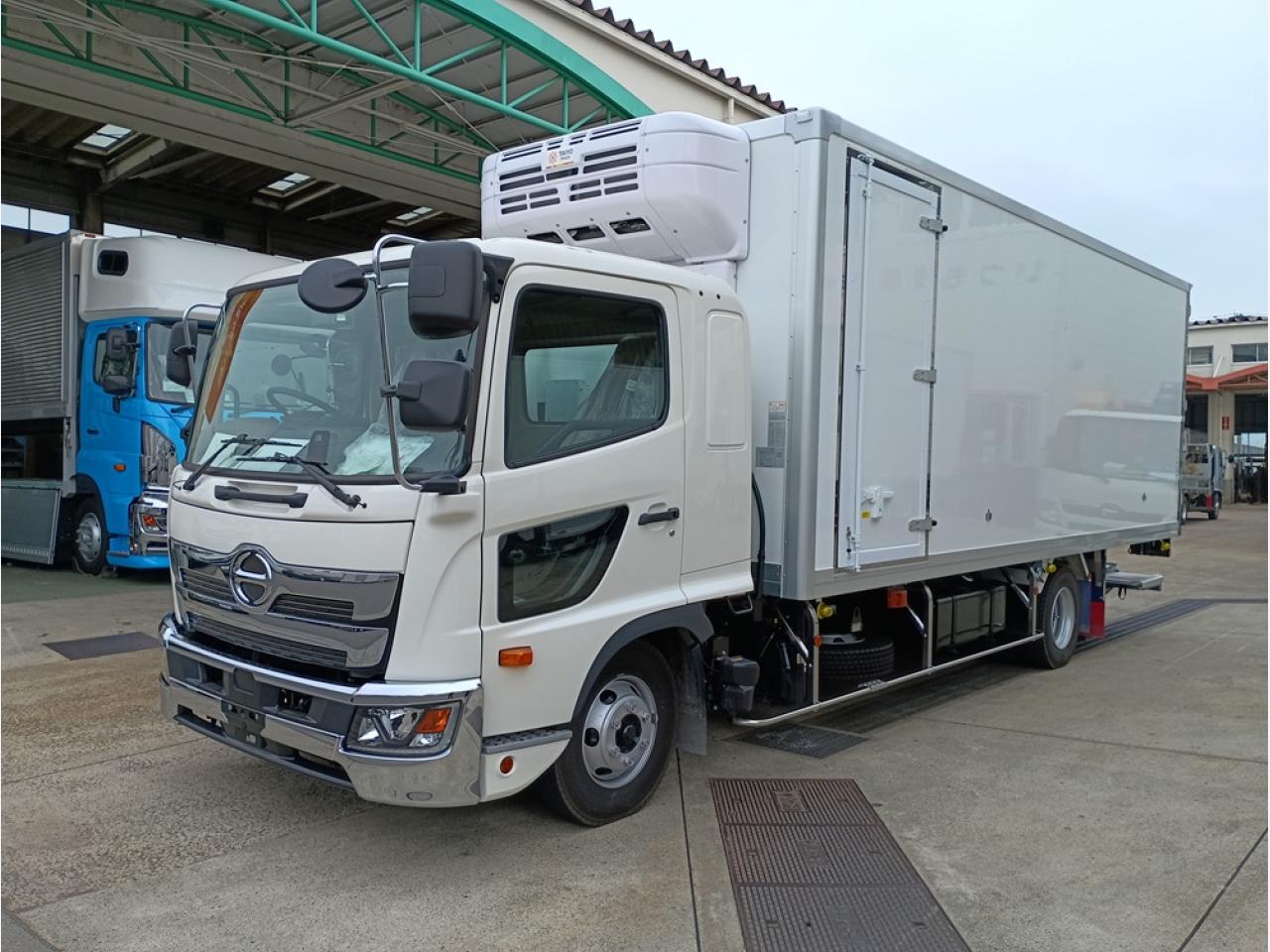 日野レンジャー 冷蔵・冷凍車