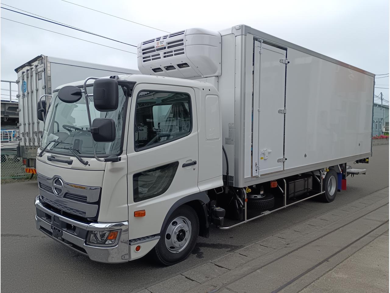 日野レンジャー 冷蔵・冷凍車