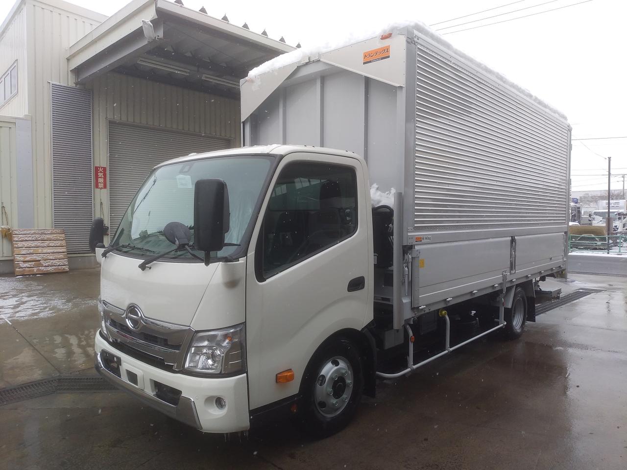 日野デュトロ ウイング