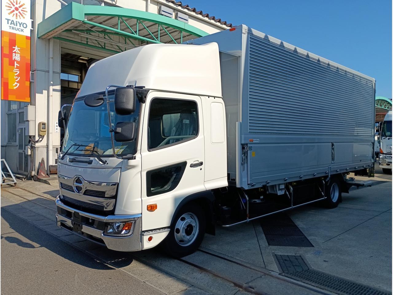 日野レンジャー ウイング