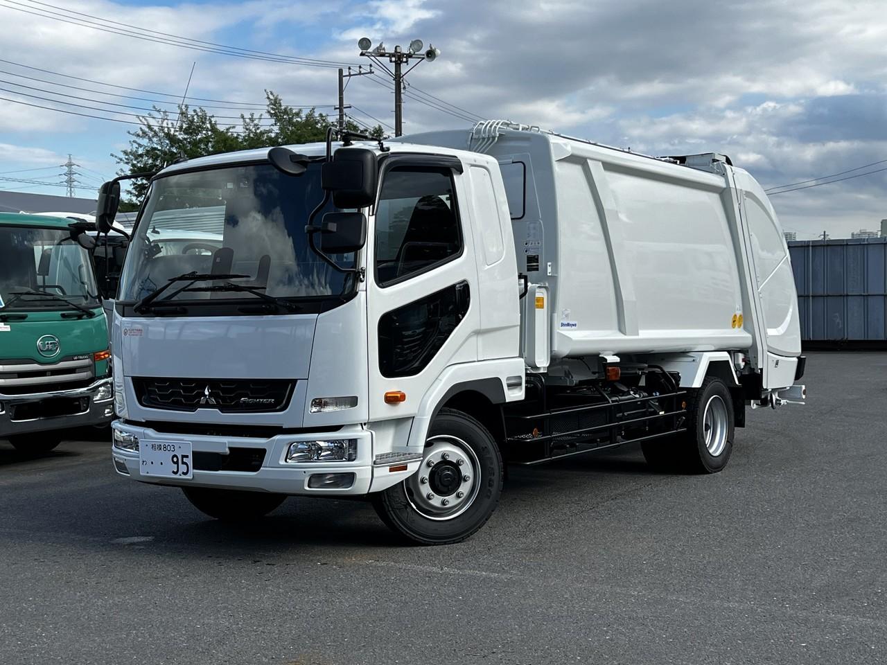 三菱ファイター2KG-FK62FY パッカー