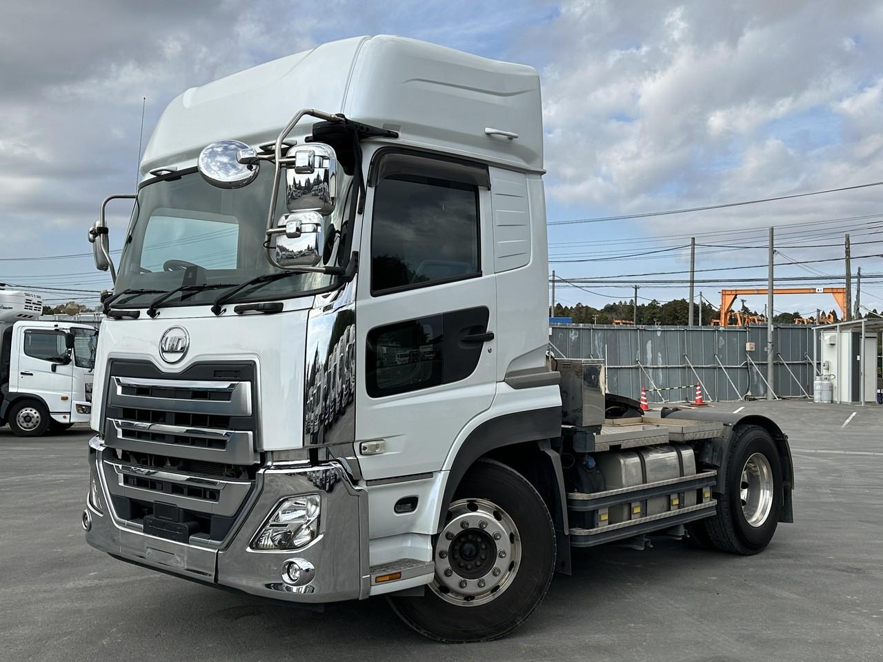 UDクオン2PG-GK5AAB トラクター・トレーラー