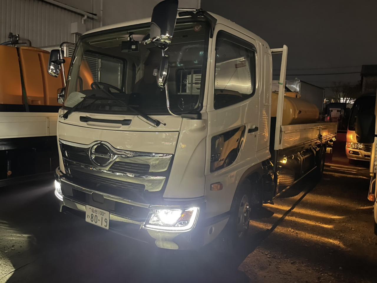 日野レンジャー 平ボディー