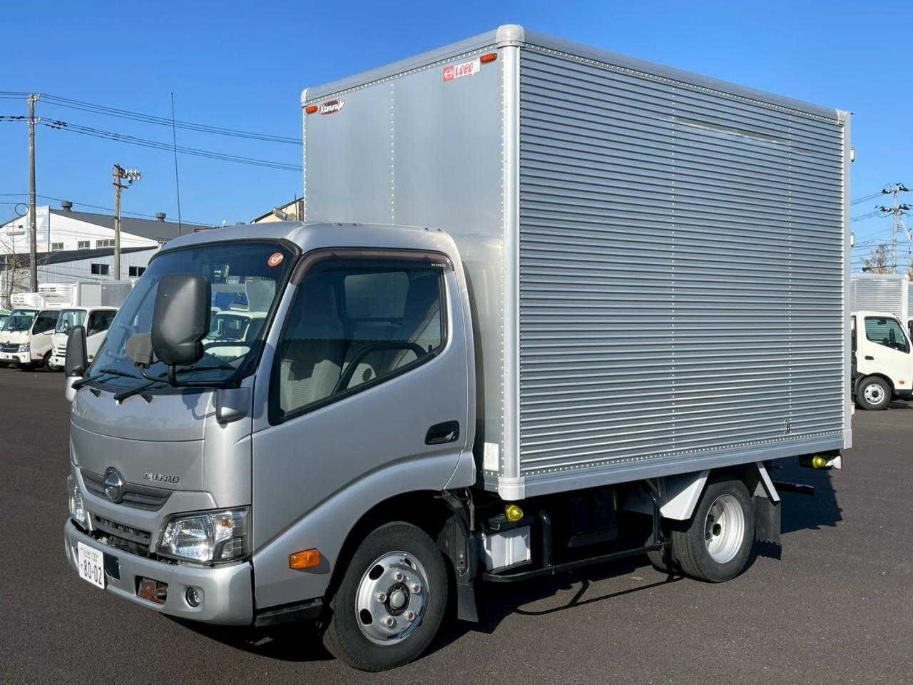 日野デュトロ アルミバン