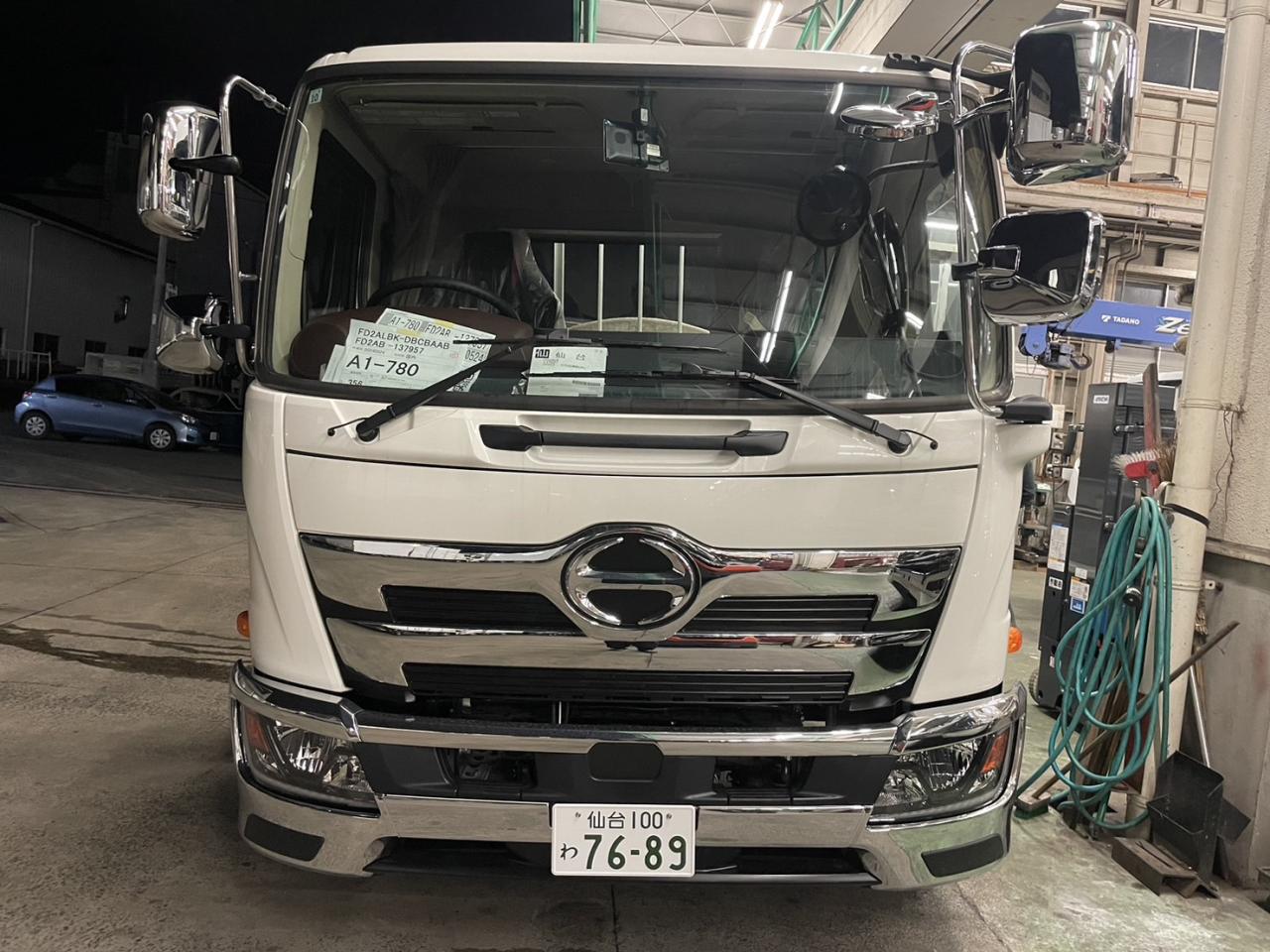 日野レンジャー 平ボディー