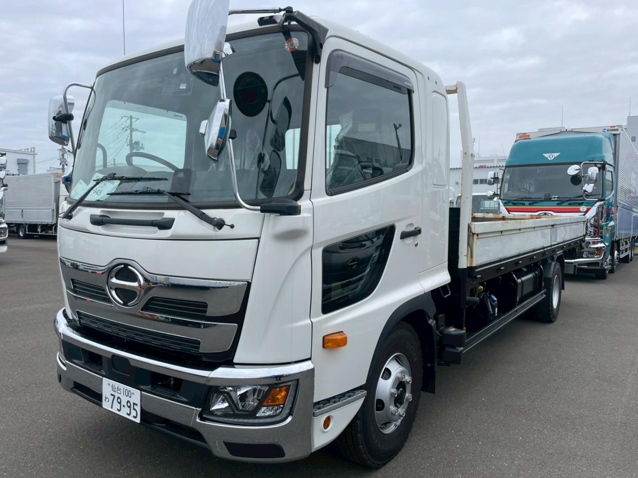 日野レンジャー 平ボディー