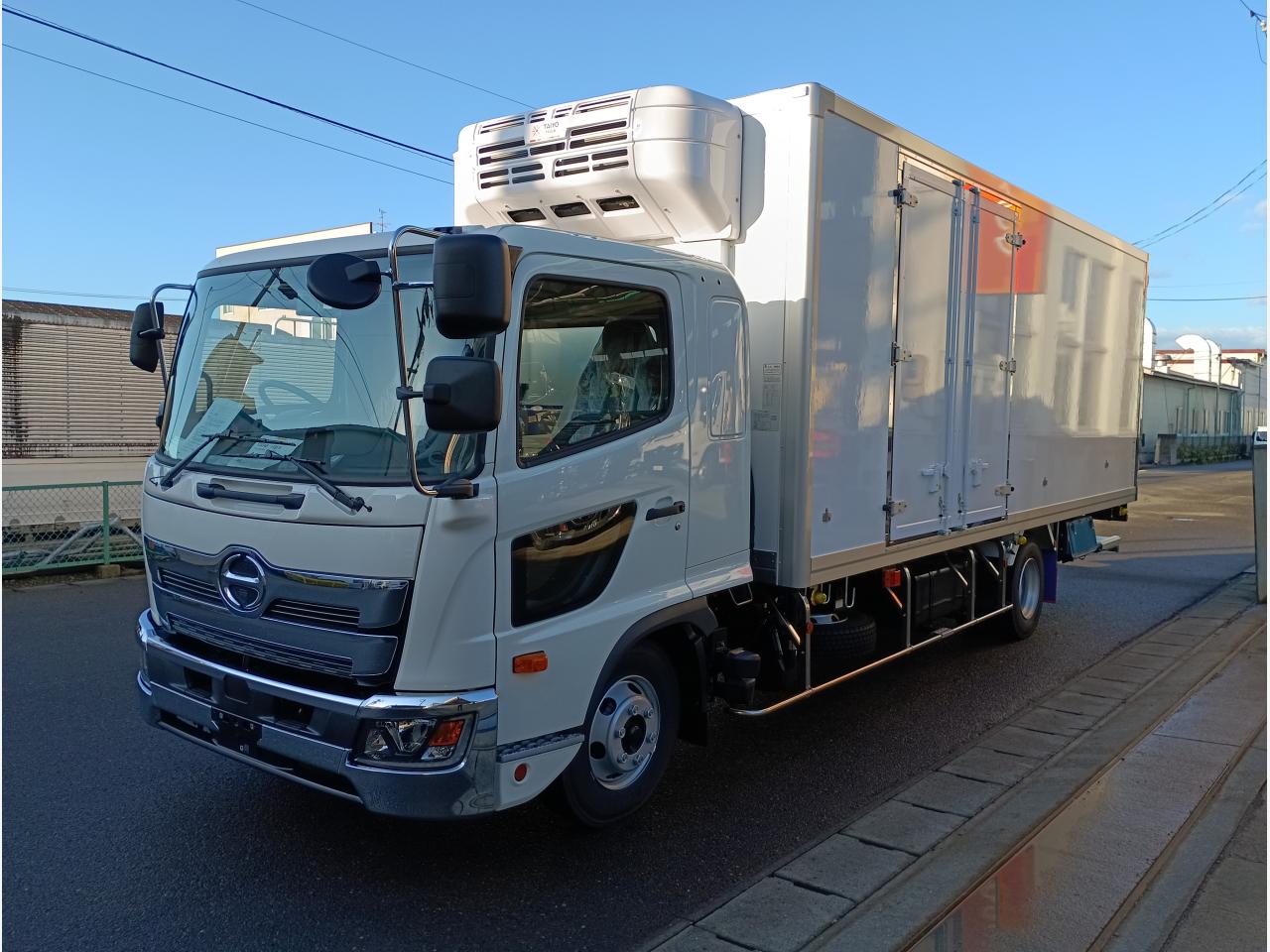 日野レンジャー 冷蔵・冷凍車