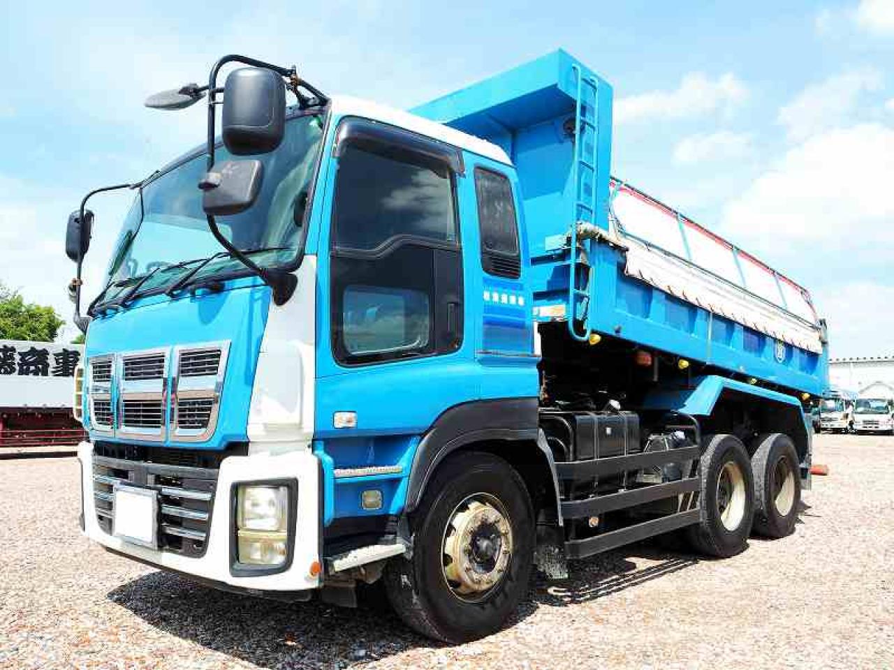 いすゞギガ ダンプ