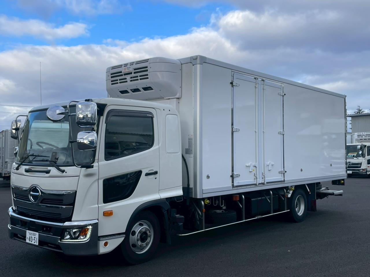 日野レンジャー 冷蔵・冷凍車