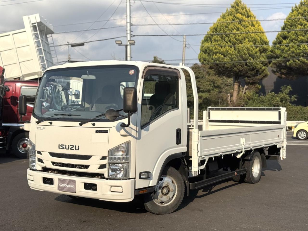 いすゞエルフTRG-NPR85AR 平ボディー