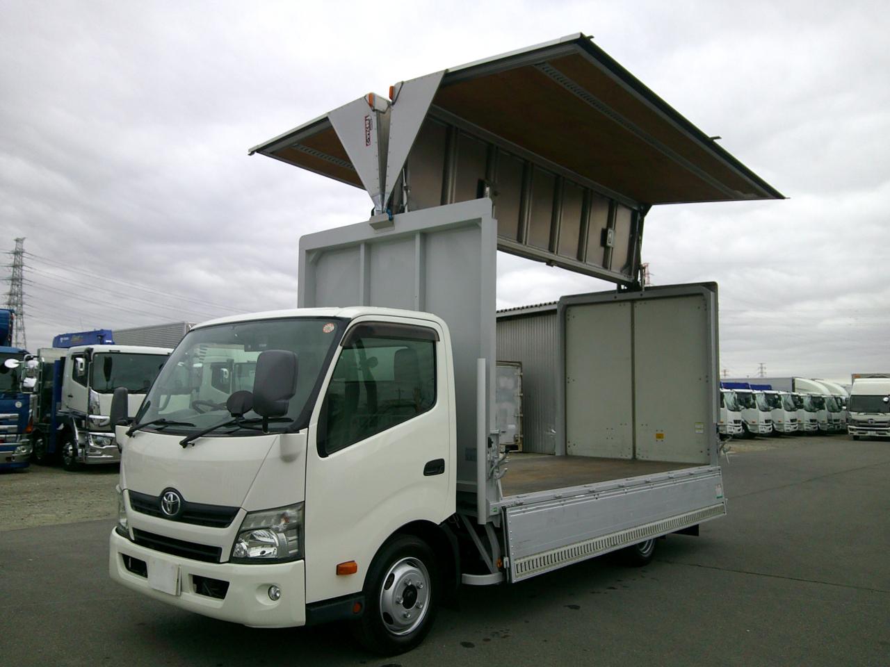 トヨタダイナTKG-XZU710 ウイング