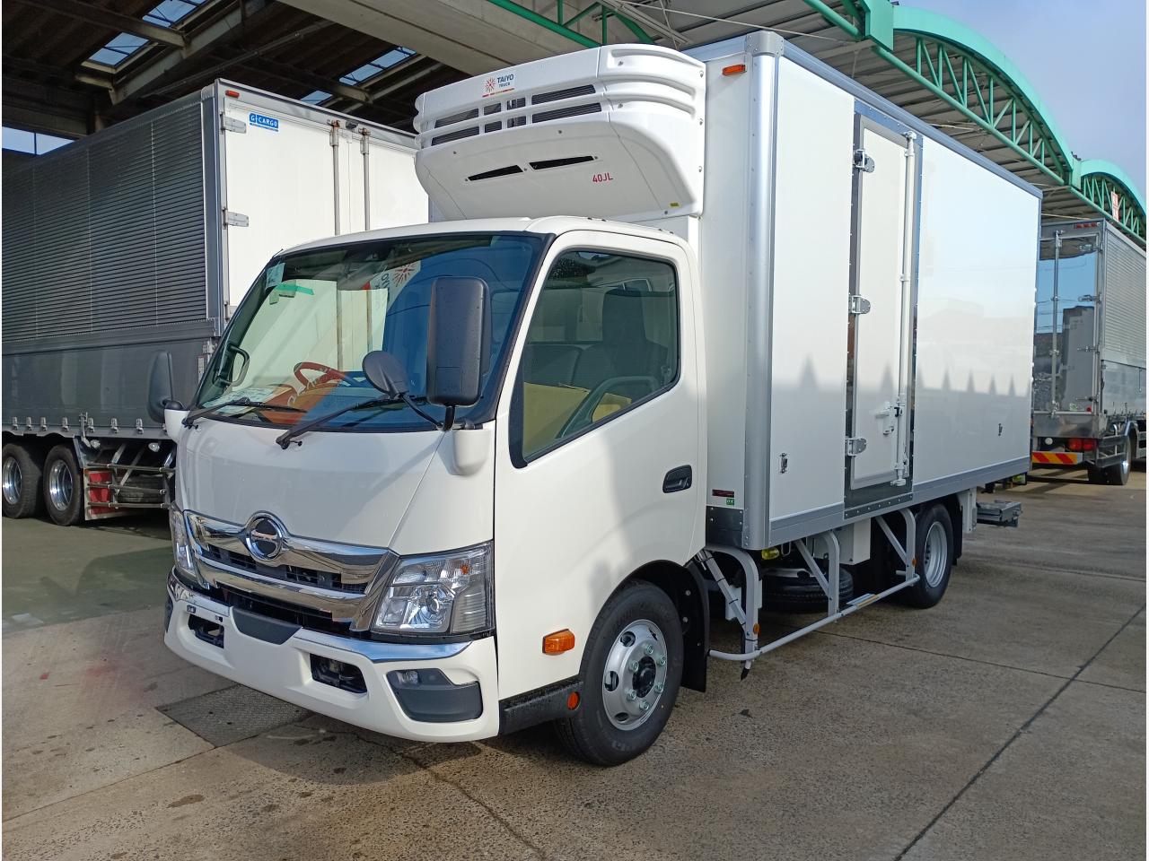日野デュトロ 冷蔵・冷凍車