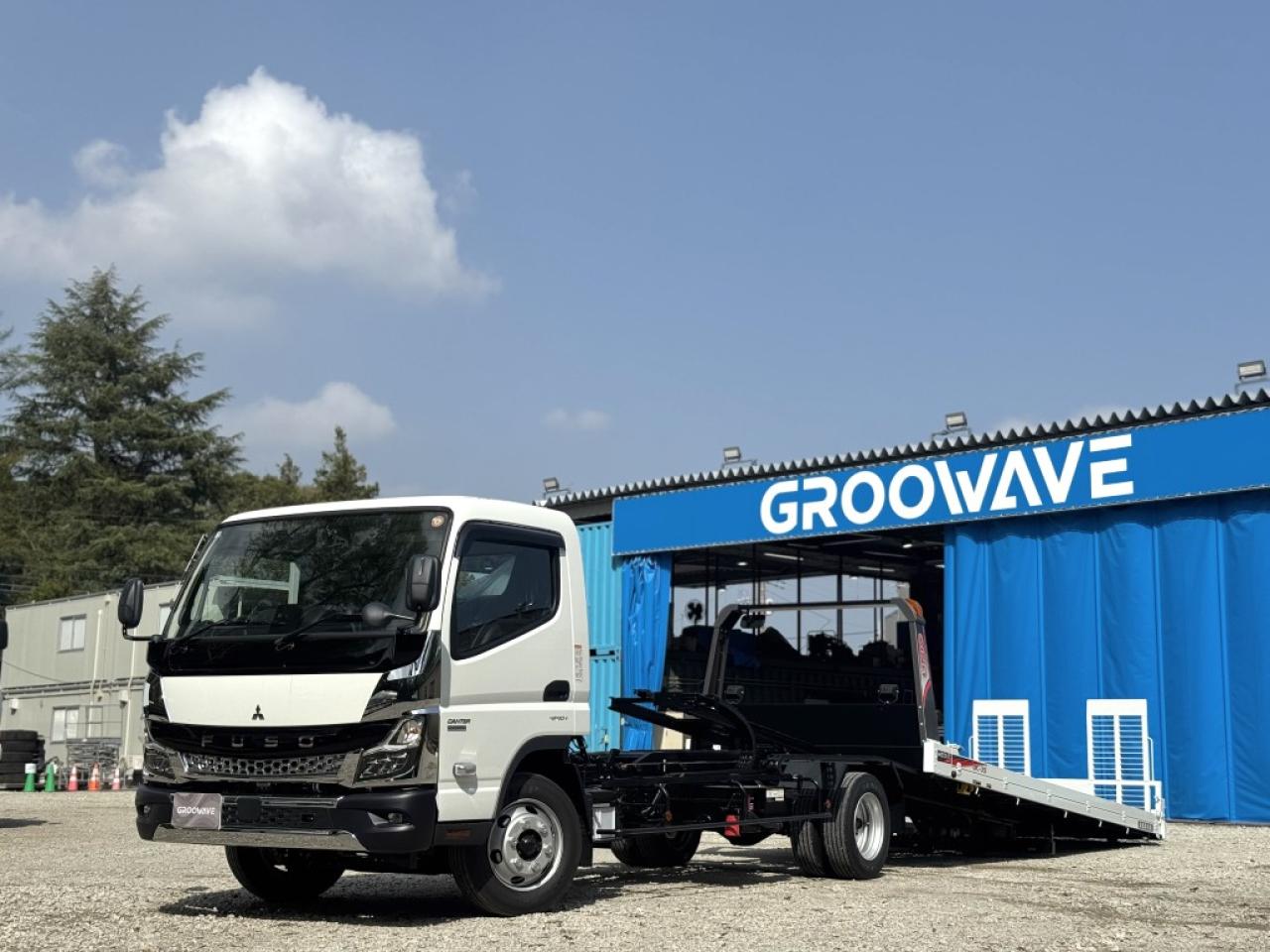 三菱キャンター 車両運搬車