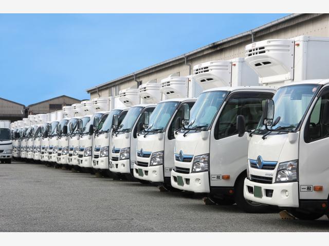 【完全ガイド】冷凍車を賢く借りる！トラックレンタカー・短期リースで失敗しない選び方と車両仕様