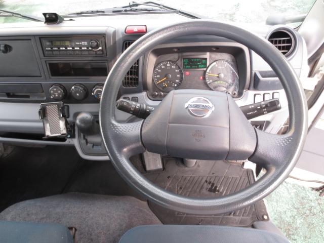 トラックのセミオートマ（AMT）とは？AT限定で運転できる仕組みや操作のコツを徹底解説